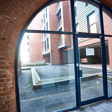 The Morganite Suite Manchester Exterior photo