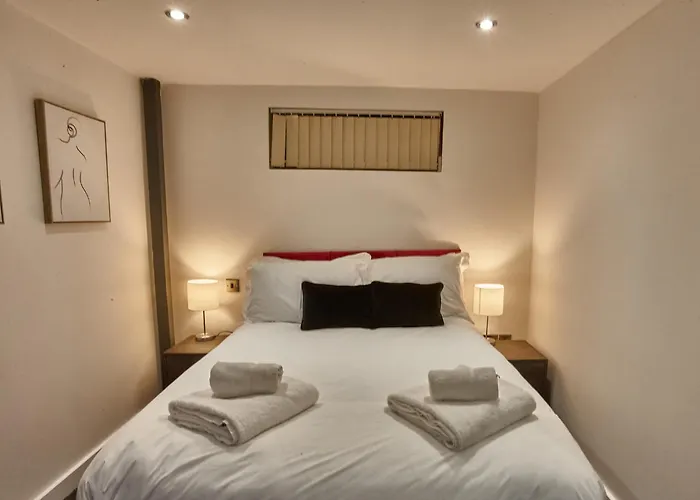 The Morganite Suite